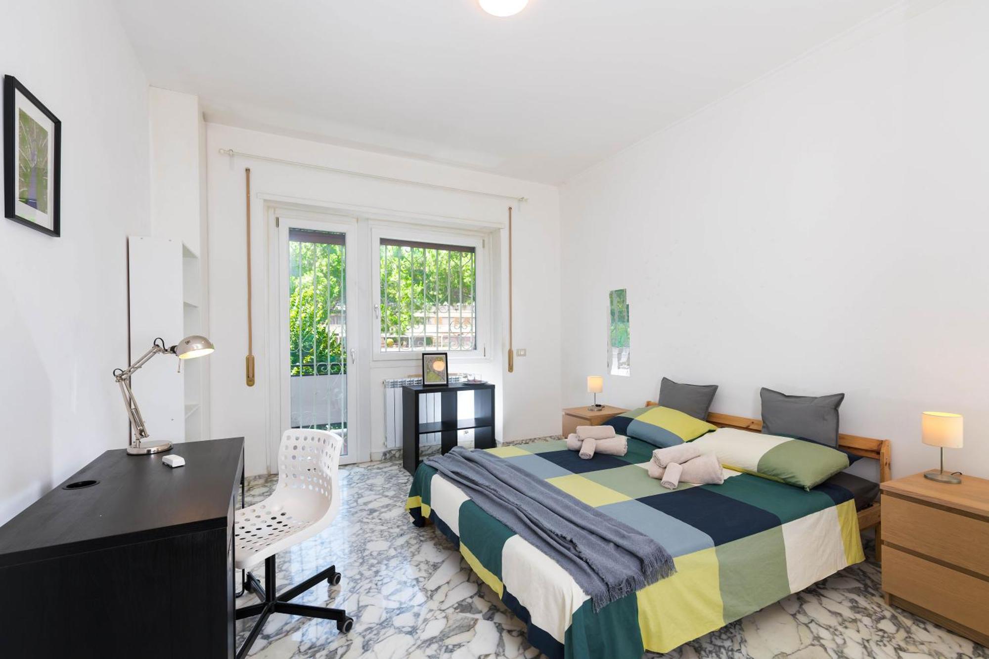 Spazioso Appartamento Vicino Eur Řím Exteriér fotografie