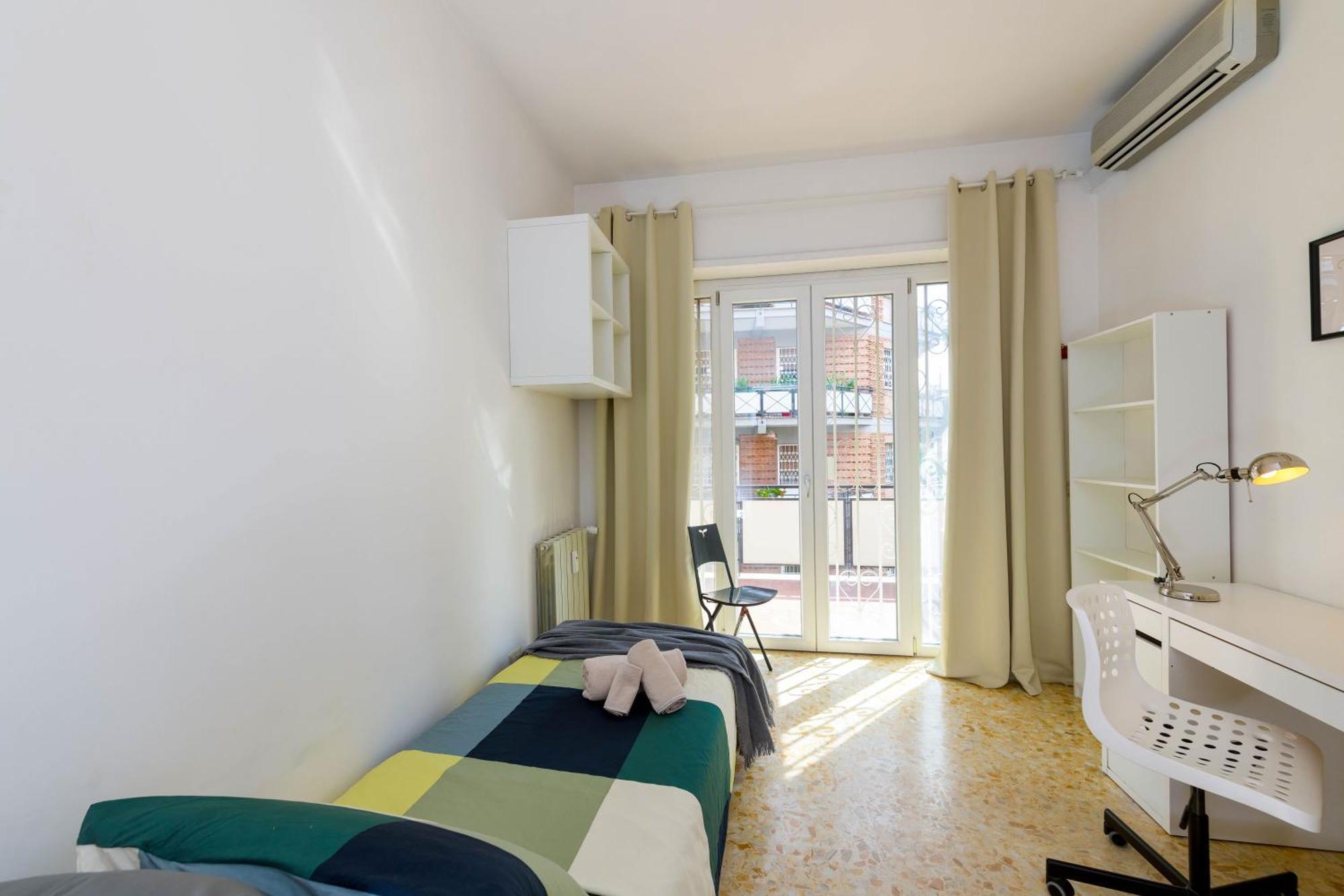 Spazioso Appartamento Vicino Eur Řím Exteriér fotografie