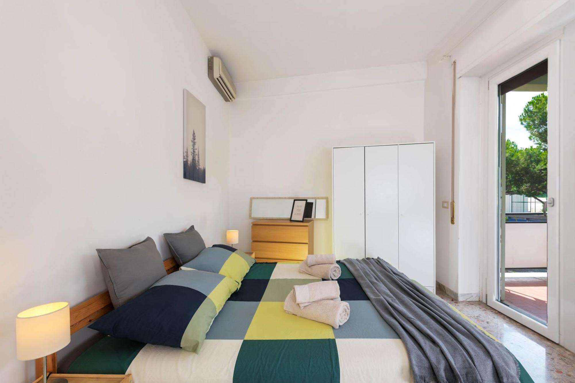 Spazioso Appartamento Vicino Eur Řím Exteriér fotografie